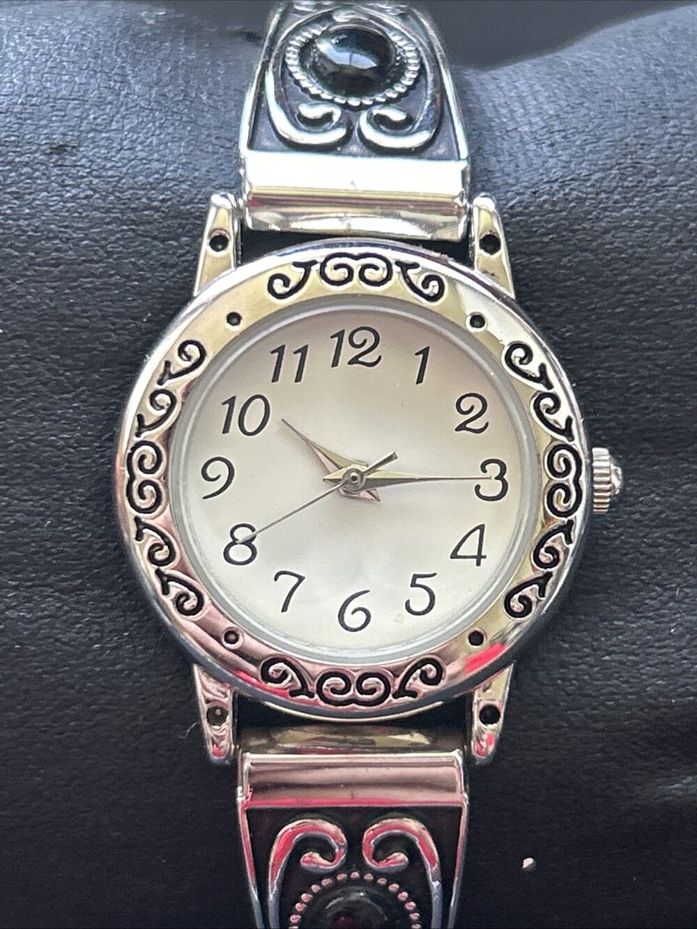 Silver Tone White Dial Women’s Stretch Band Quartz Watch